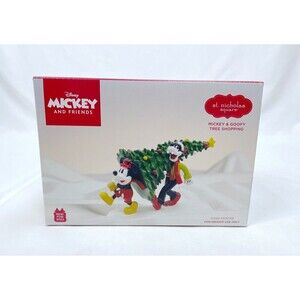 St Nicholas Square Disney Mickey Mouse Goofy Tree Shopping Christmas Village